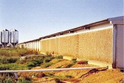 Cooling pads effectively lower the house temperature at critical times