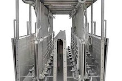 Meyn scalder uses water rather than air for agitation.