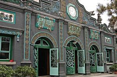 The Great Mosque of Hohhot, Inner Mongolia: Islam has been practiced in China since the seventh century and the country’s Muslims have developed a distinct culture. Photo courtesy of islamichina.com.