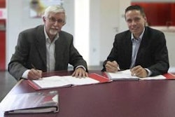 Acuerdo entre Pas Reform y Centurion Poultry Inc.