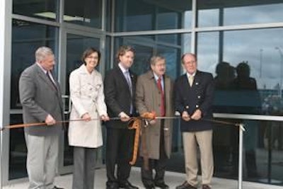 (Left to Right) Iowa Secretary of Agriculture Bill Northey; Lieutenant Governor Kim Reynolds; Alltech Director of North America Dr. Mark Lyons; Iowa Governor Terry Branstad and Alltech President and Founder Dr. Pearse Lyons cut the ribbon at Alltech’s new Ames, Iowa, facility.