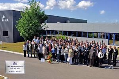 Red de distribuidores de la compañía LIMA se reunieron en Quimper, Francia.