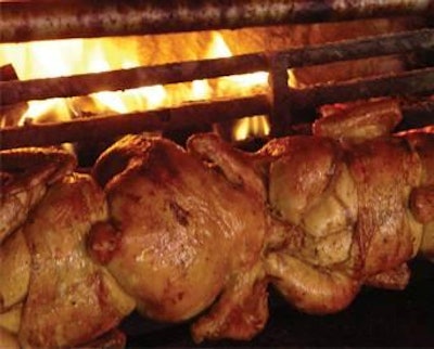 El pollo que se usa en las rosticerías o asaderos por lo general es hembra.