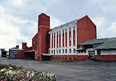 The Balashovsky feed plant was founded in 1937, and it is one of the leading feed plants in Russia. It specializes in the production of all types of feed and sells to the European part of Russia.