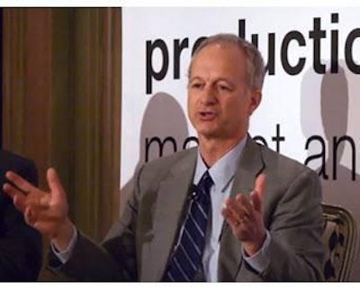 Dr. Bruce Stewart-Brown of Perdue Farms speaks about antibiotic-free chicken production at a panel discussion held during IPPE 2015. Watch the videos from the discussion online.