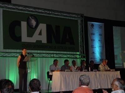 Representantes de México y Brasil durante la ceremonia de inauguración del V Congreso del CLANA.