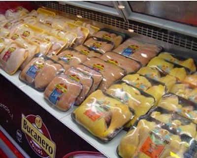 --- p: - ! 'El consumidor colombiano gusta del pollo fresco, por lo que llevarÃ¡ tiempo cambiar los hÃ¡bitos de consumo.' - Â