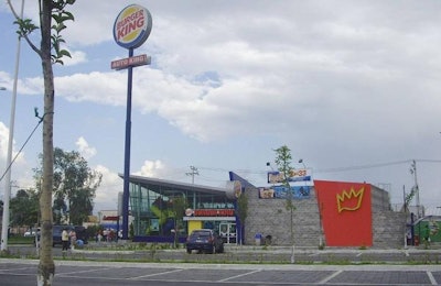 Un restaurante Burger King en México. | Wikimedia Commons, Fluence.