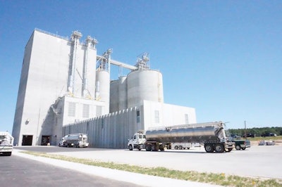 With a 25,000-ton/week production capacity, Wayne Farms’ Ozark, Alabama, feed mill is the largest startup in the United States. | Jackie Roembke