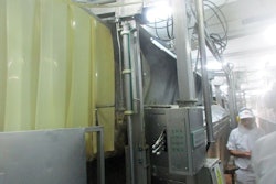 Aerosols can be problematic in some sections of the poultry processing plant and workers must be protected. Eduardo Cervantes López