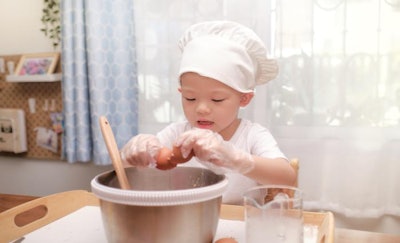 Toddlers and young children can develop their five senses through cooking. ( yaoinlove, BigStock.com)