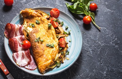 Omelet With Tomatoes Mushrooms (1)