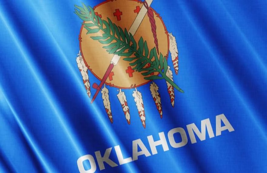 Oklahoma officials warn of uneven poultry settlement terms