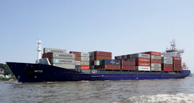 Container Ship ms Da8x9v Zc